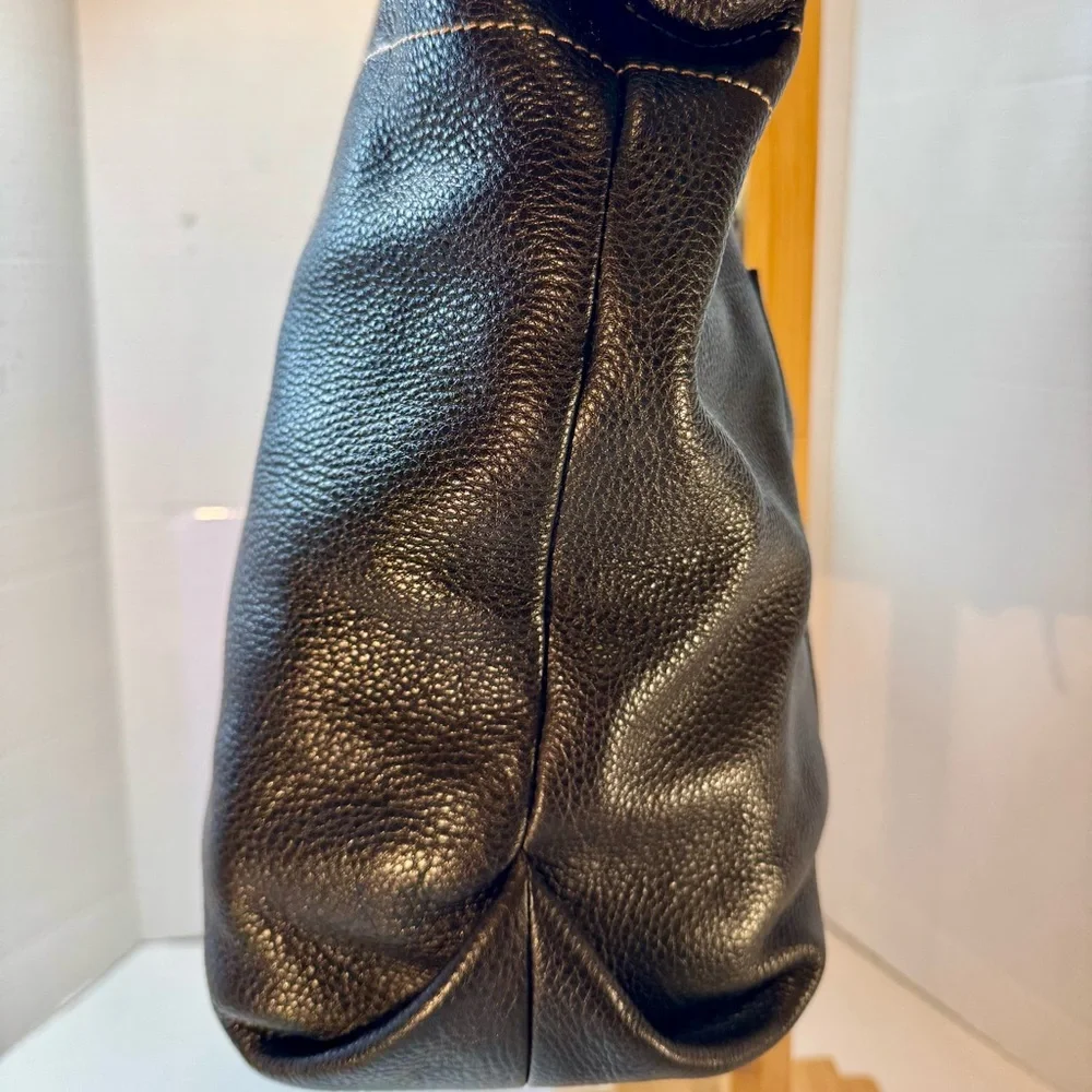 Black Pebble Leather Tote/Laptop Gina B Bag